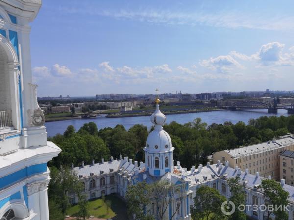 Смотровая площадка на звоннице Смольного собора (Россия, Санкт-Петербург) фото