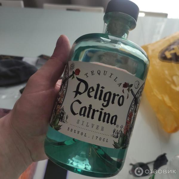 Текила Peligro Catrina фото