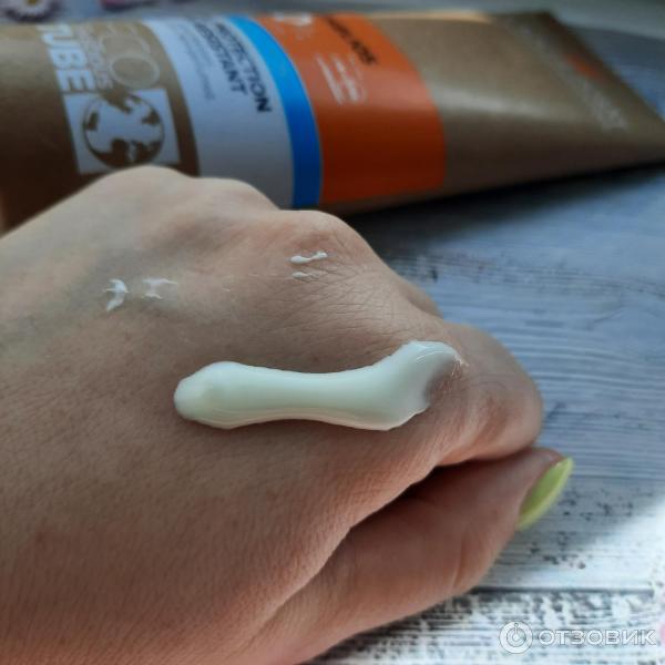 Солнцезащитное увлажняющее молочко для лица и тела La Roche-Posay Anthelios SPF 50 фото