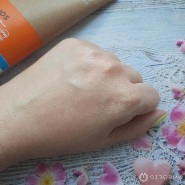 Солнцезащитное увлажняющее молочко для лица и тела La Roche-Posay Anthelios SPF 50 фото