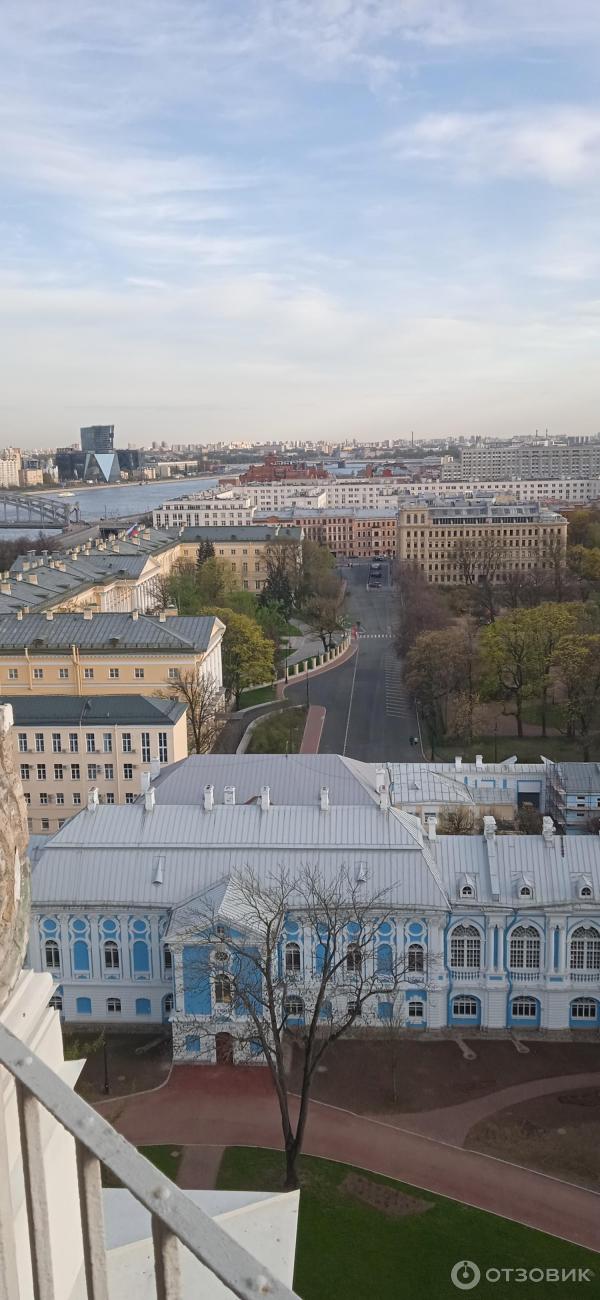 Смотровая площадка на звоннице Смольного собора (Россия, Санкт-Петербург) фото