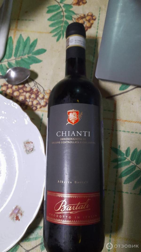 Вино красное сухое Bartali Chianti фото