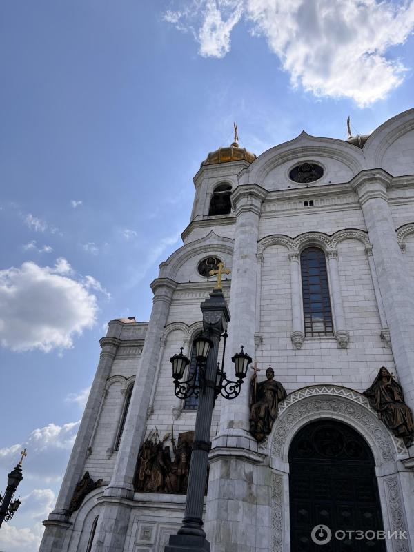 Смотровая площадка храма Христа Спасителя (Россия, Москва) фото