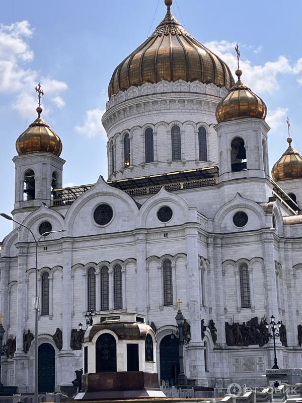 Смотровая площадка храма Христа Спасителя (Россия, Москва) фото