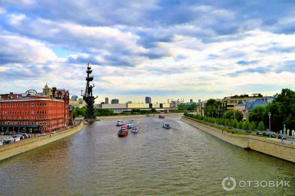 Смотровая площадка храма Христа Спасителя (Россия, Москва) фото