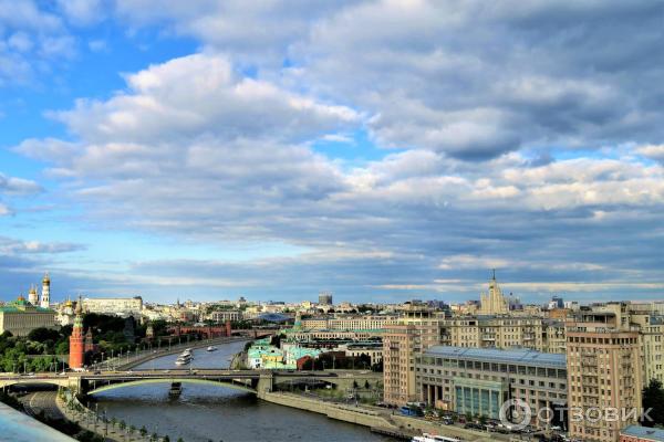 Смотровая площадка храма Христа Спасителя (Россия, Москва) фото