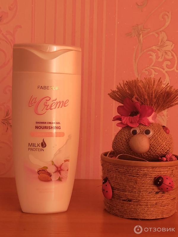 Крем-гель для душа Faberlic La Creme фото