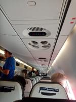 Самолет Embraer ERJ-190 фото