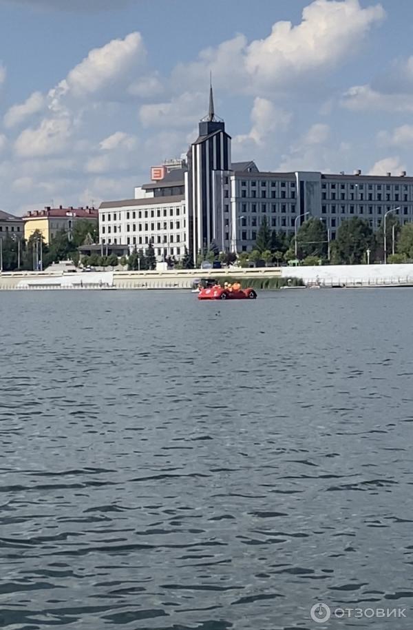 Прокат лодок и катамаранов на озере Кабан (Россия, Казань) фото