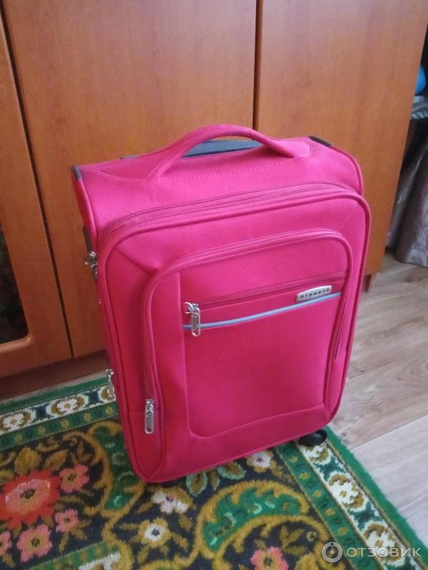 Отзыв о Чемодан на колесах Redmond Travel Gear | В этом чемодане ...