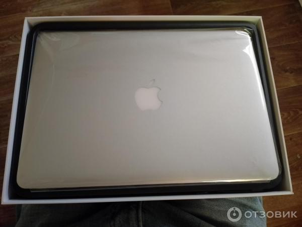 Ноутбук Apple MacBook Air 13 Early 2015 фото