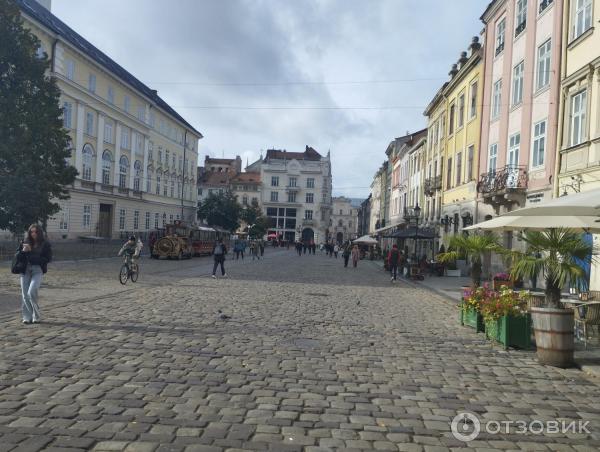 Архитектурный ансамбль Площадь Рынок (Украина, Львов) фото