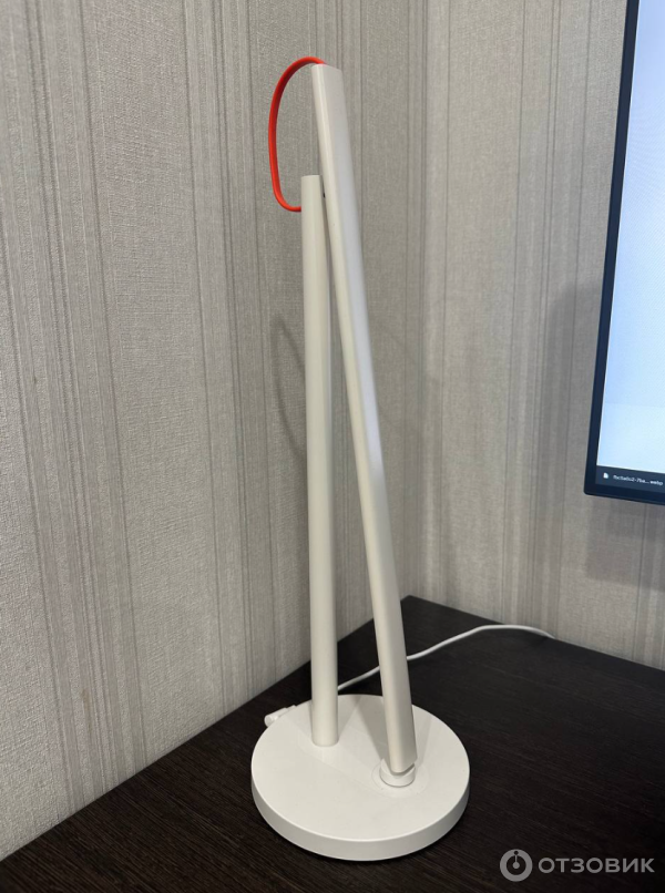 Умная настольная светодиодная лампа Xiaomi Mi Smart LED Desk Lamp 1S фото